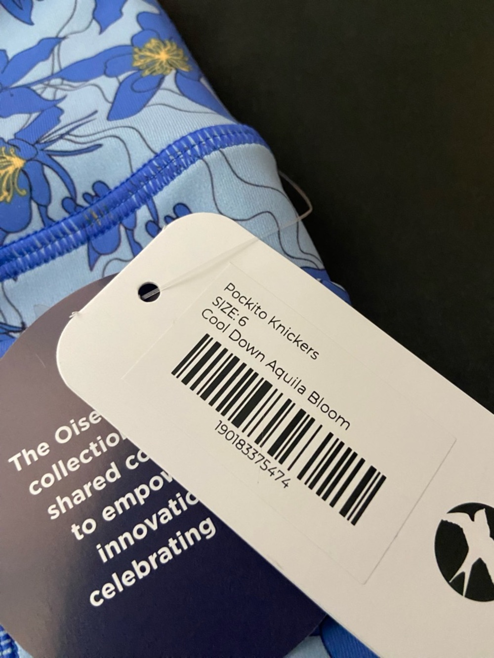 oiselle Blue Floral pockito 1/2 tights - Picture 3 of 8